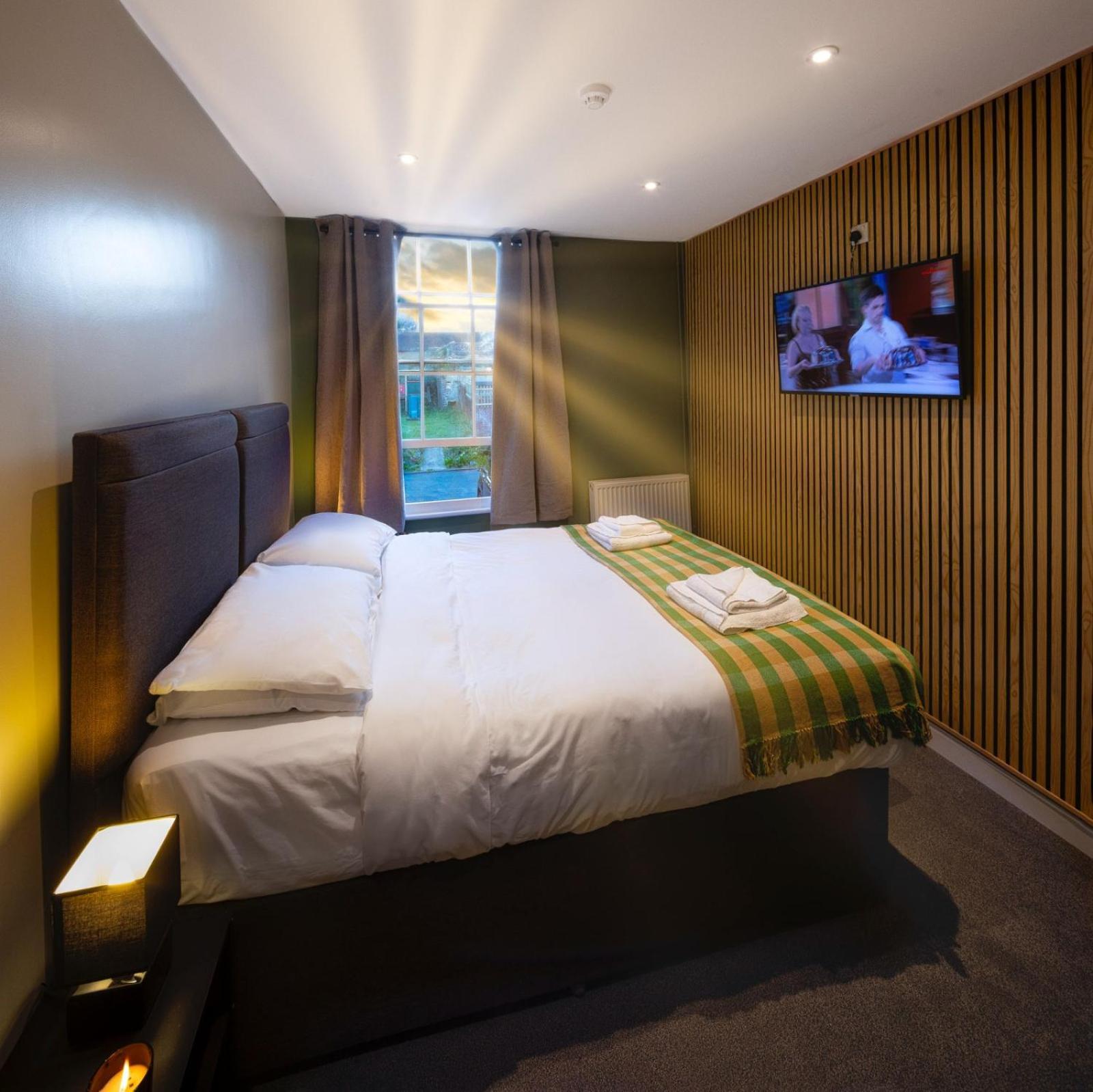 Whyte Harte Hotel Redhill  Εξωτερικό φωτογραφία