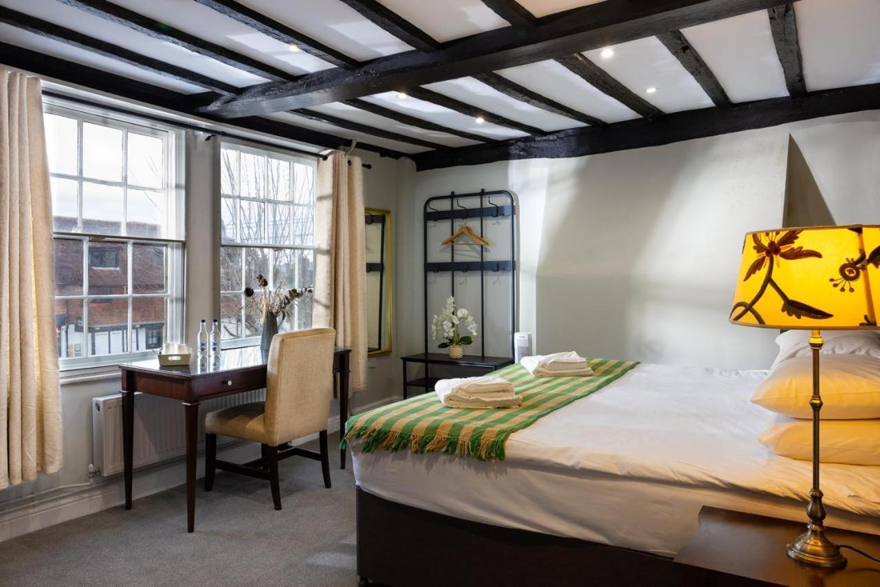 Whyte Harte Hotel Redhill  Εξωτερικό φωτογραφία