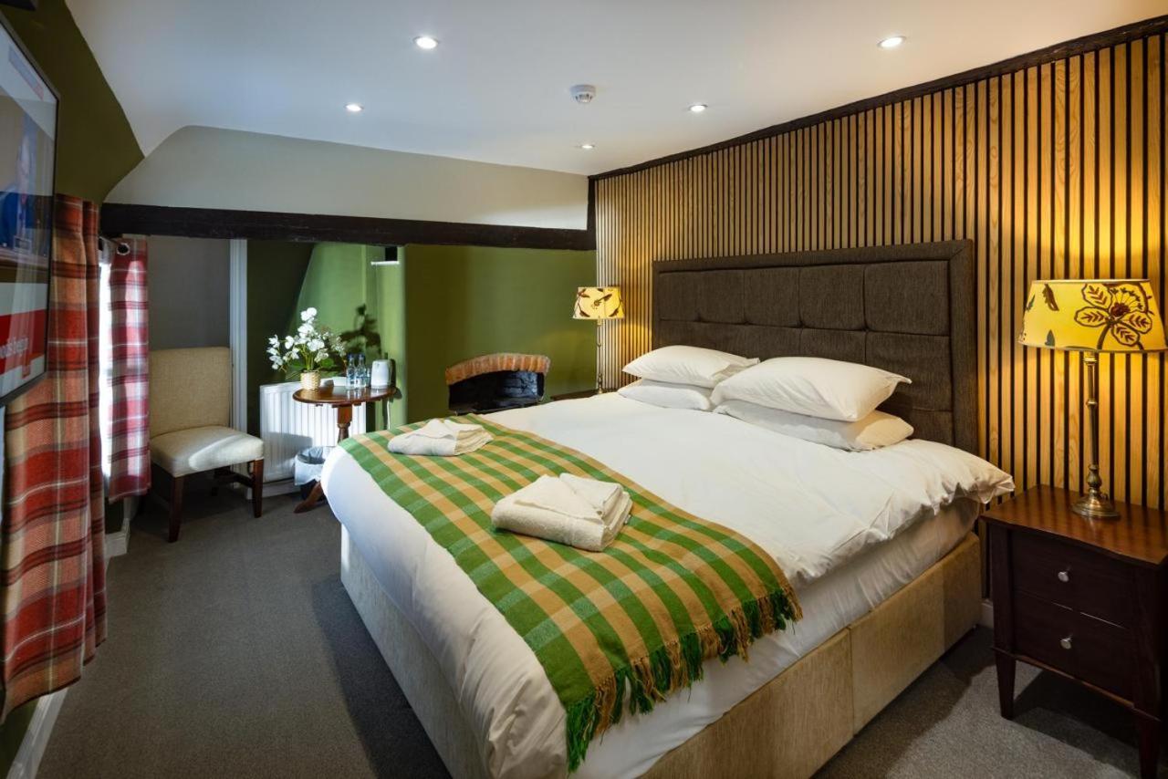 Whyte Harte Hotel Redhill  Εξωτερικό φωτογραφία