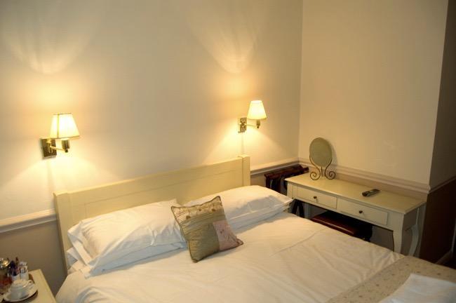 Whyte Harte Hotel Redhill  Εξωτερικό φωτογραφία