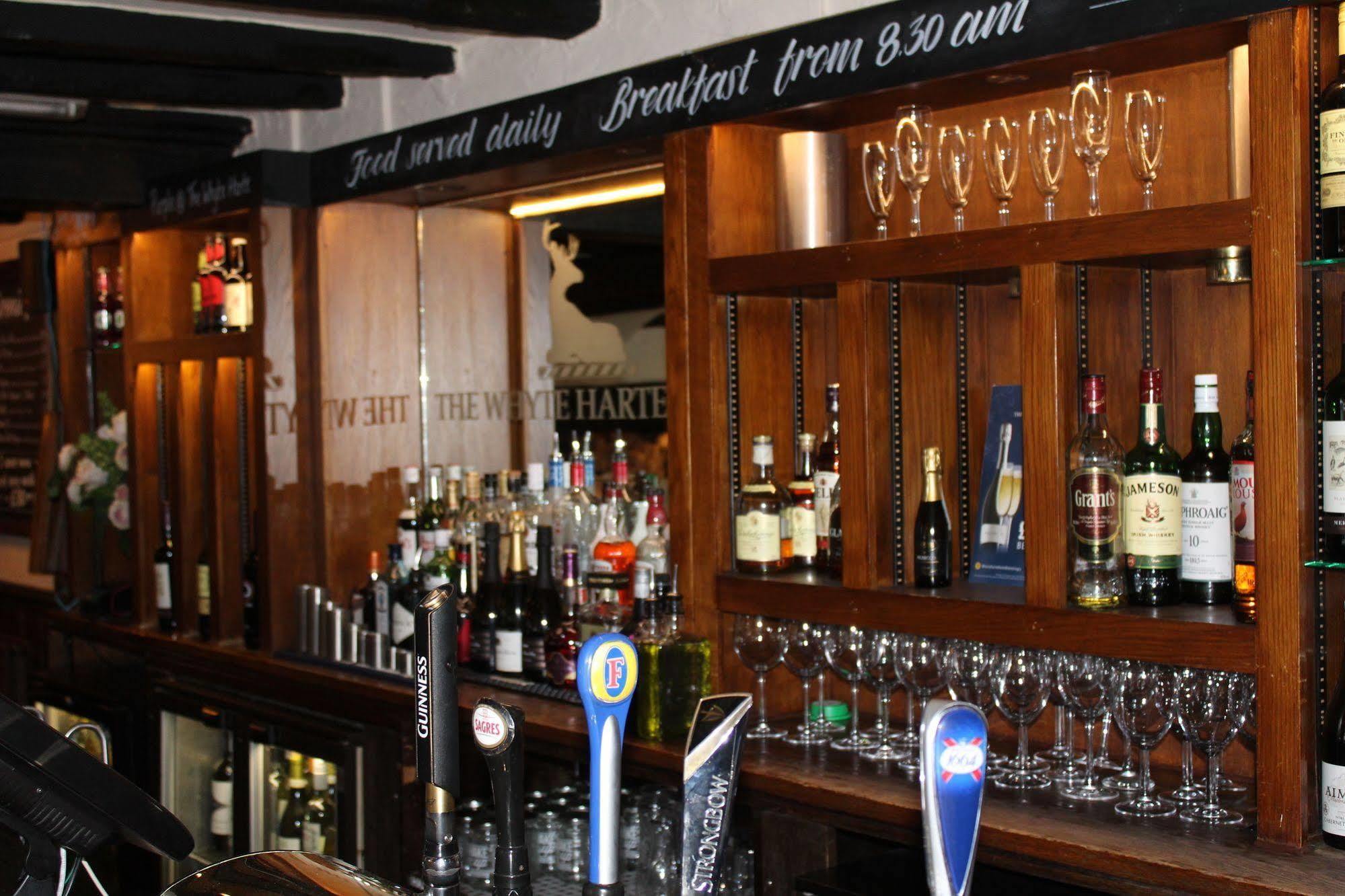 Whyte Harte Hotel Redhill  Εξωτερικό φωτογραφία